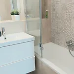 Apartment Azizi, Private Parking Garage Free, 5 Min Peso Do Centra Kosice